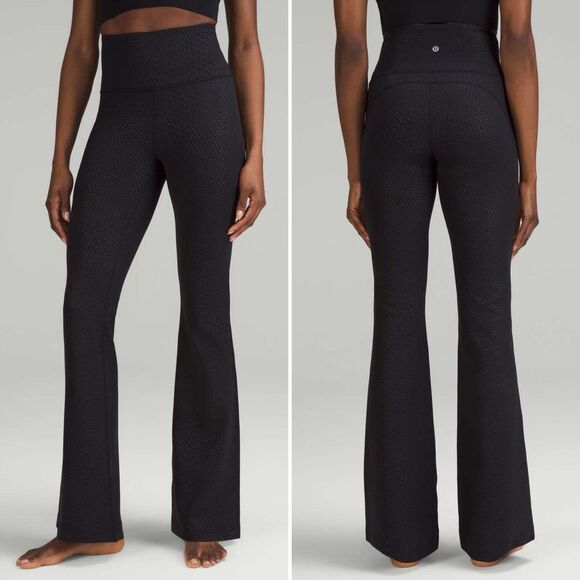 Lululemon Groove Super-High-Rise Flared Pant Nulu in Gradiate Geo Emboss Black S - Picture 1 of 8